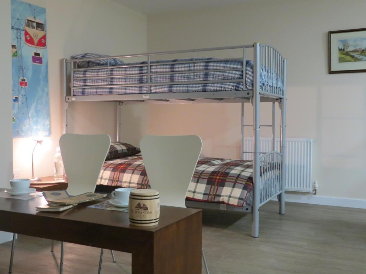 The Attic At Edenmill Hostel Blanefield Bagian luar foto