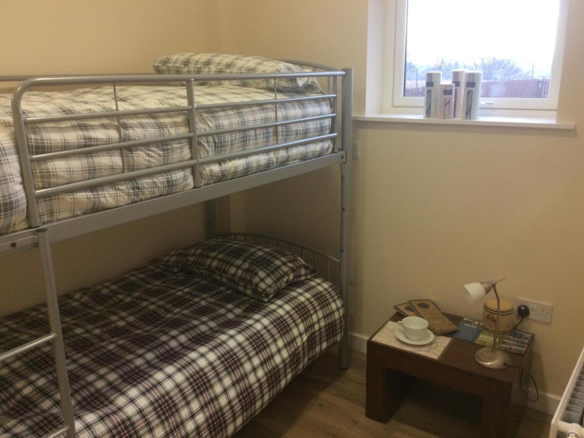 The Attic At Edenmill Hostel Blanefield Bagian luar foto