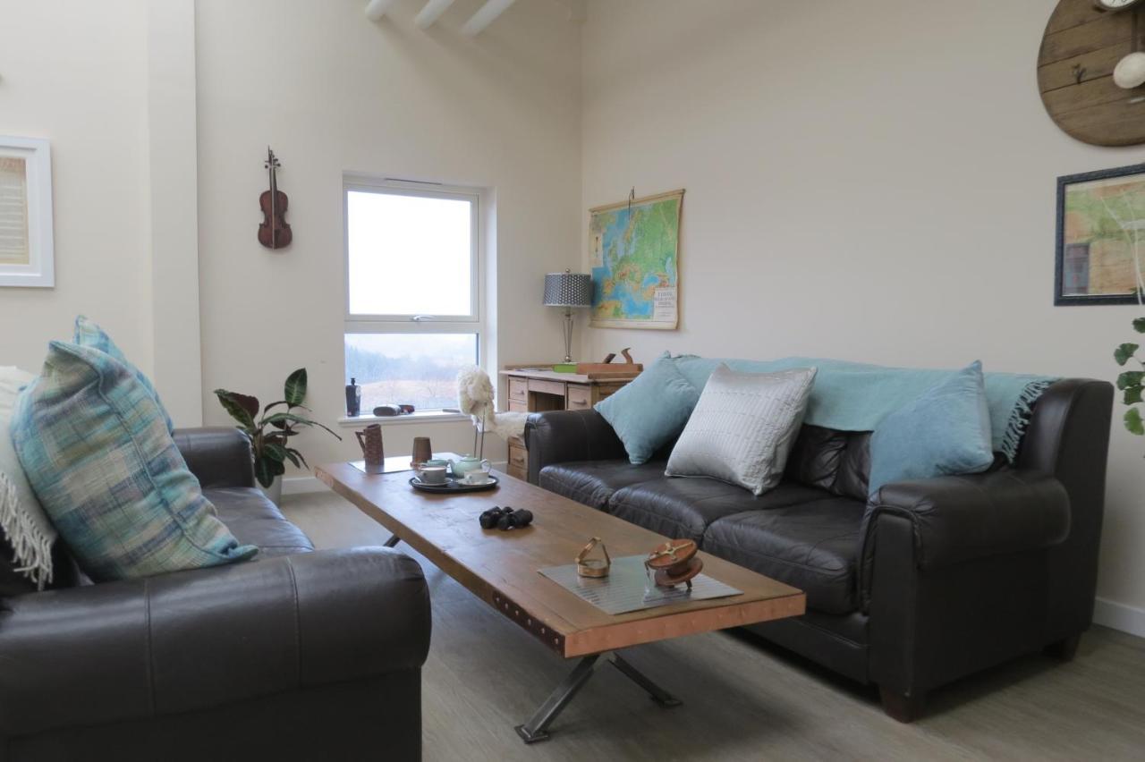 The Attic At Edenmill Hostel Blanefield Bagian luar foto