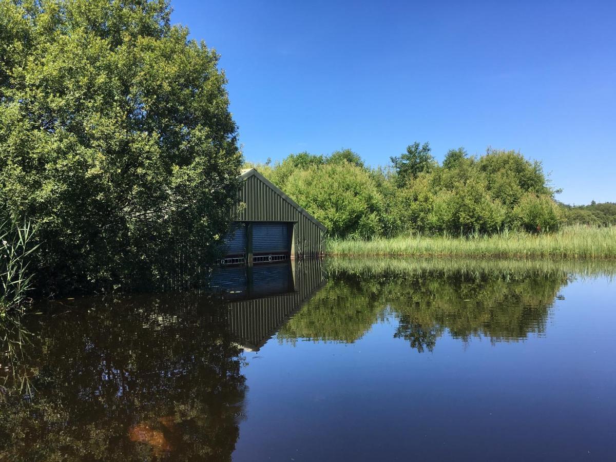 The Attic At Edenmill Hostel Blanefield Bagian luar foto