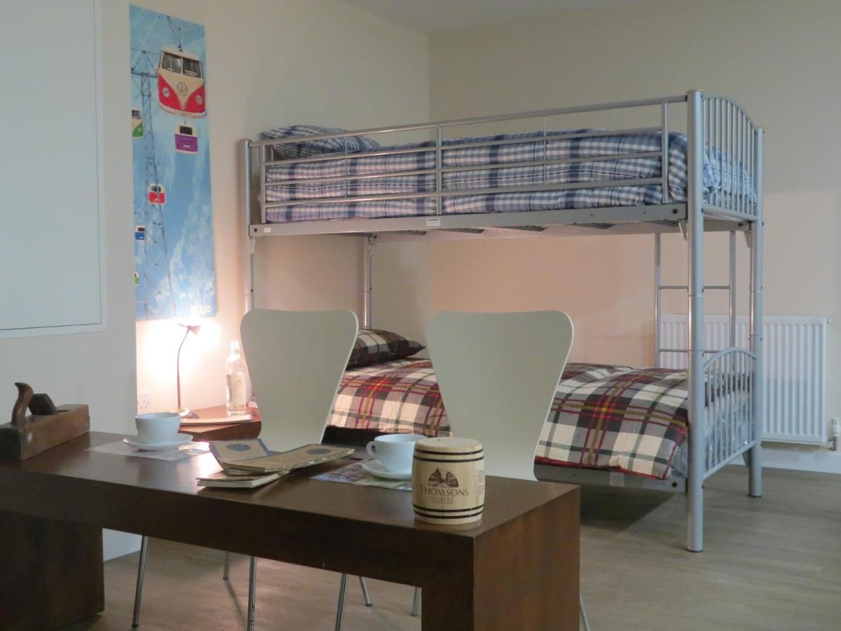 The Attic At Edenmill Hostel Blanefield Bagian luar foto